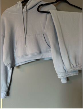 Women's Sweatsuit